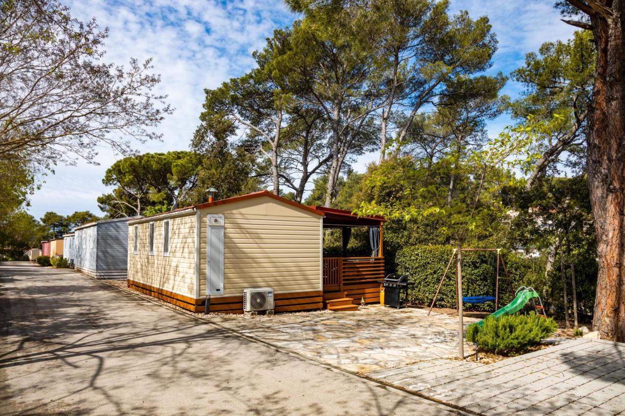 Mobile Homes 'Jakov', Camp Soline Biograd Na Moru Eksteriør billede